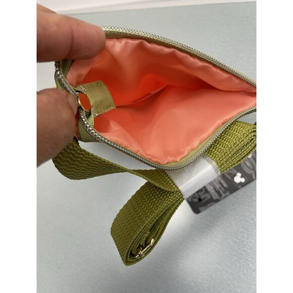 Loungefly Disney Winnie The Pooh Floral Passport Crossbody Bag - Picture 5 of 11